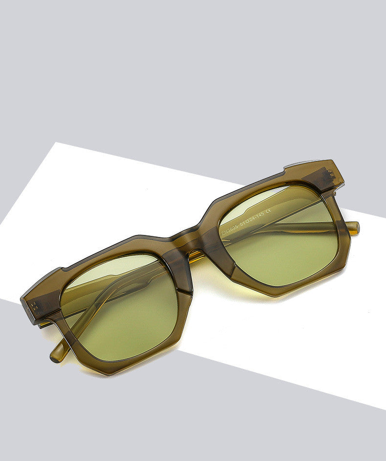 Modern Black Frame Glasses – Minimalist Style | PHYLIA