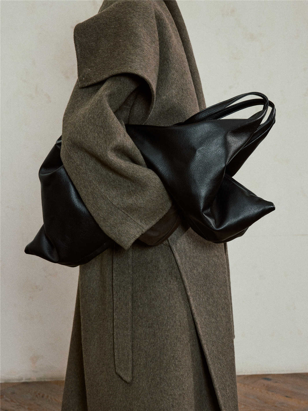 Large-capacity one-shoulder luggage tote bag | PHYLIA