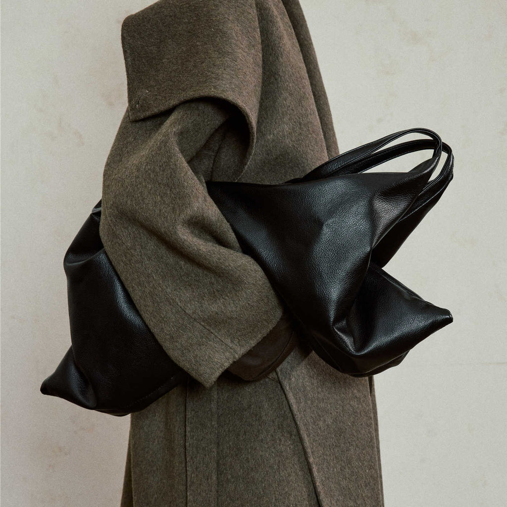 Large-capacity one-shoulder luggage tote bag | PHYLIA