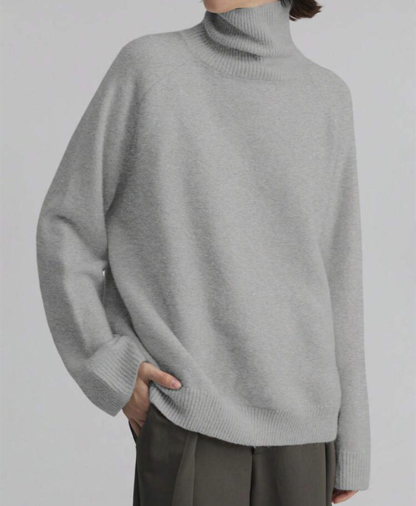 Loose Fitting High Neck Solid Color Sweater | PHYLIA